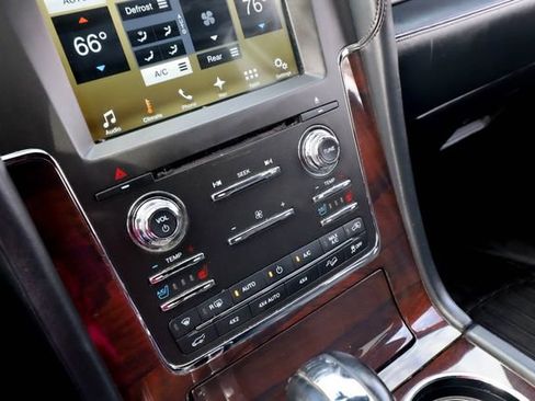 Used 2016 Lincoln Navigator L Reserve image 58
