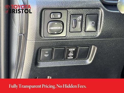 Used 2021 Toyota 4Runner SR5 Premium w/ Moonroof Package AWD/4WD image 29