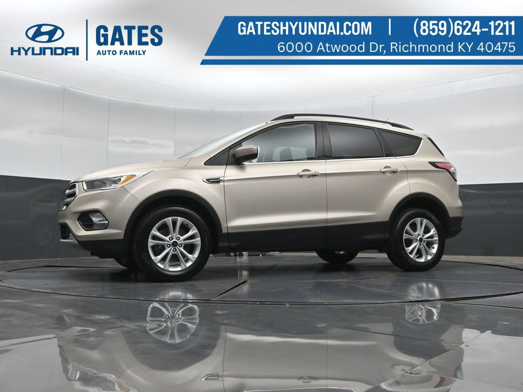 Used 2018 Ford Escape SE AWD/4WD image 40