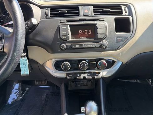 Used 2013 Kia Rio EX w/ Convenience Pkg FWD image 21