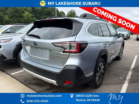 Certified 2025 Subaru Outback Limited AWD/4WD image 6