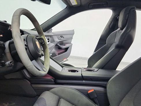 Used 2024 Porsche Taycan GTS AWD/4WD image 21