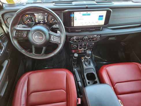 Used 2024 Jeep Wrangler Unlimited Rubicon 392 image 14