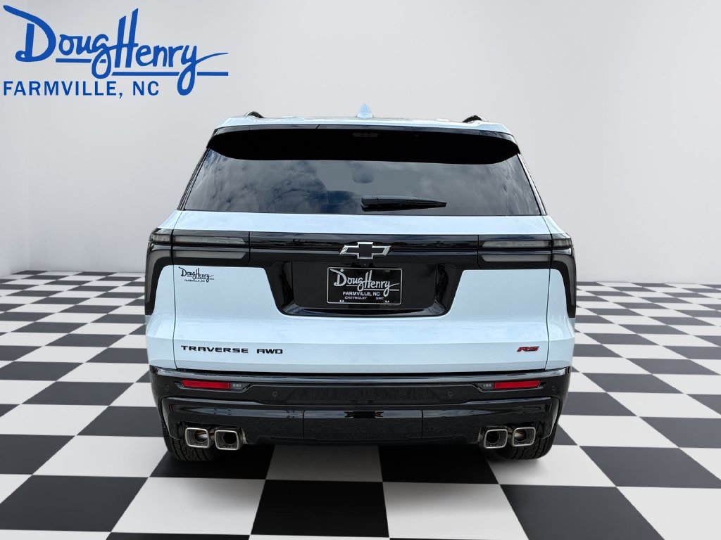 New 2027 Chevrolet Traverse RS w/ LPO, Floor Liner Package AWD/4WD image 4