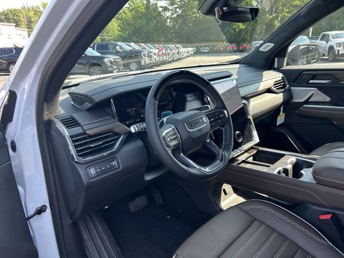 New 2026 GMC Acadia Denali Ultimate AWD/4WD image 18