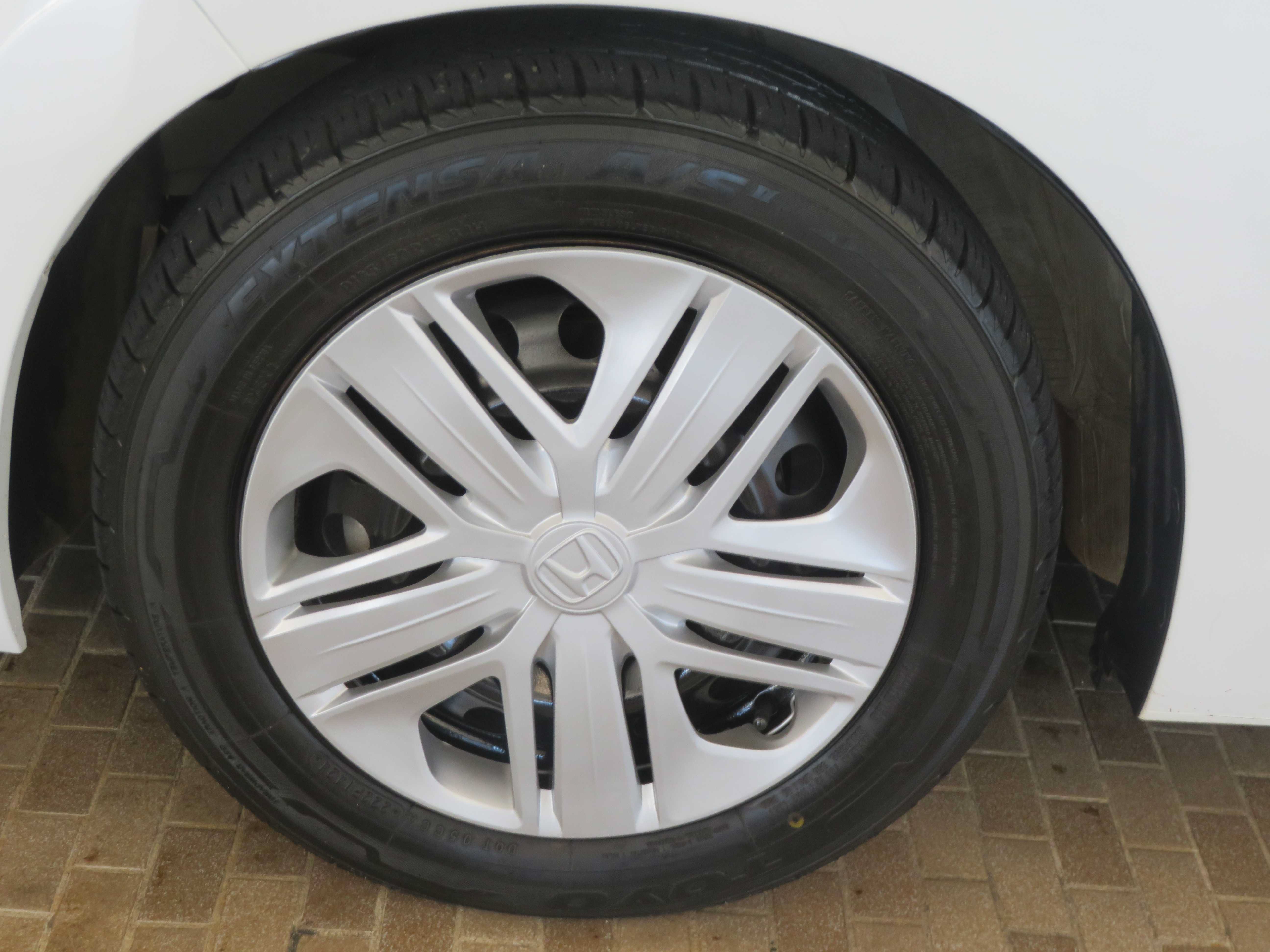 Used 2019 Honda Fit LX image 7