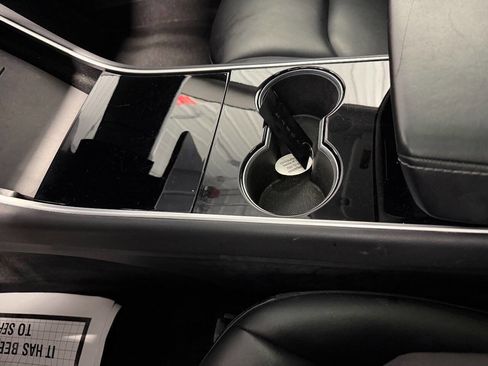 Used 2020 Tesla Model 3 Performance image 30