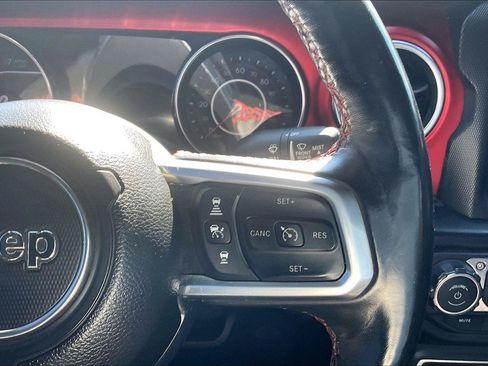 Used 2020 Jeep Gladiator Rubicon AWD/4WD image 19
