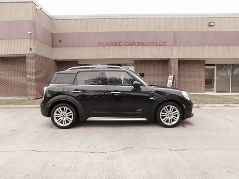 Used 2017 MINI Cooper Countryman ALL4 AWD/4WD image 8