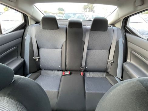 Used 2025 Nissan Versa SV image 37