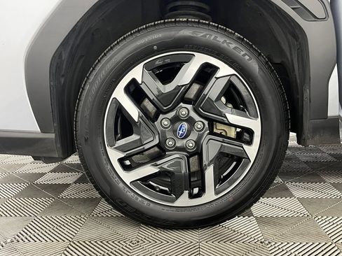 Used 2025 Subaru Forester Limited w/ Popular Package #2 image 21