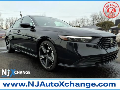 Used 2024 Honda Accord Sport image 1