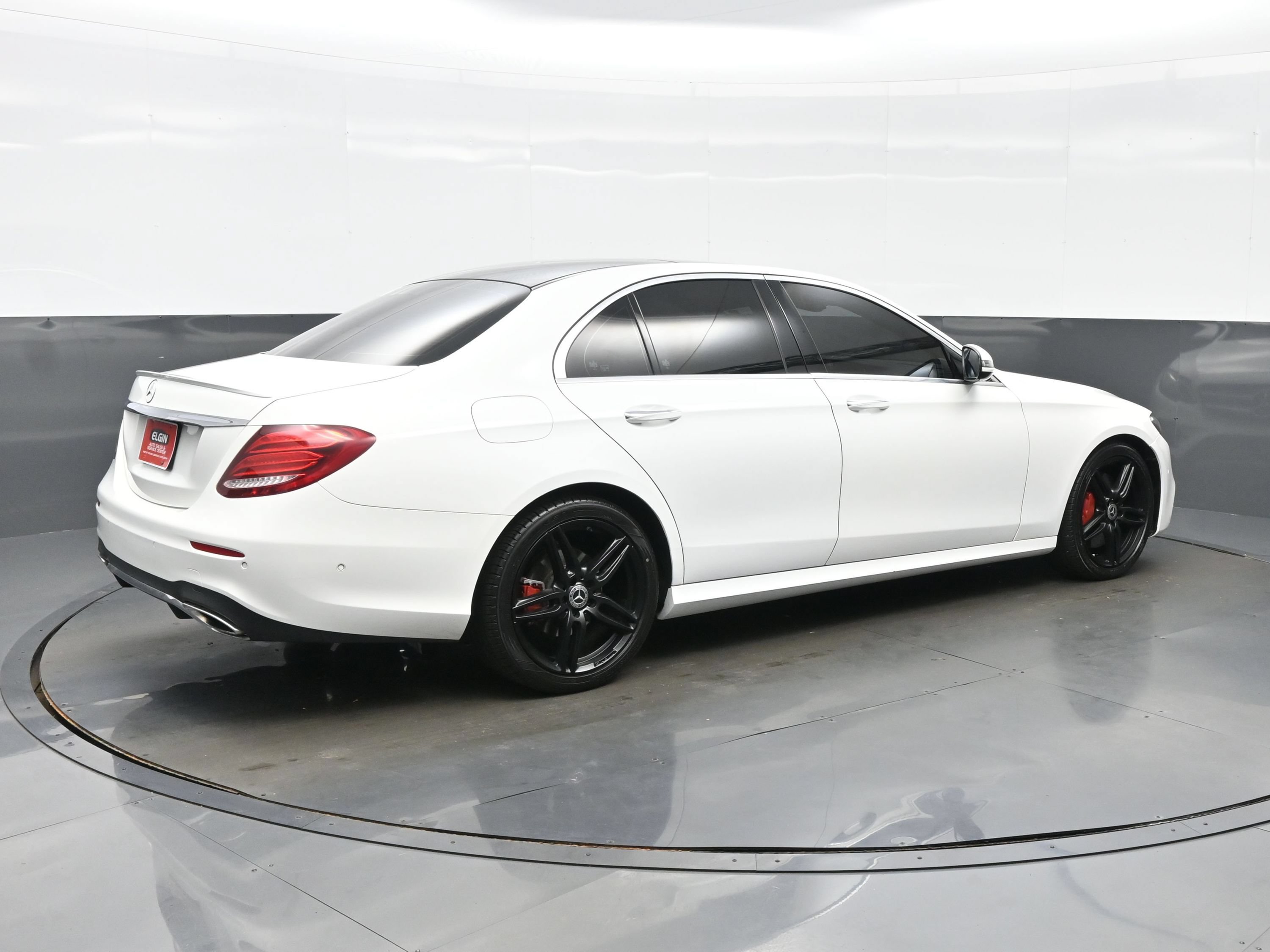 Used 2019 Mercedes-Benz E 300 w/ Driver Assistance Package image 6