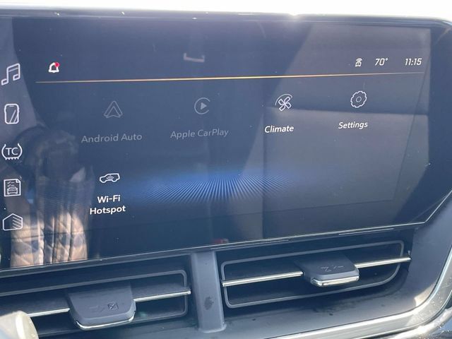 Used 2025 Chevrolet Trax ACTIV w/ Driver Confidence Package FWD image 17
