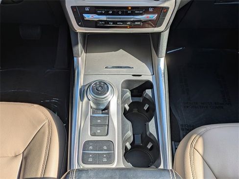 Certified 2021 Ford Explorer XLT w/ Equipment Group 202A image 18