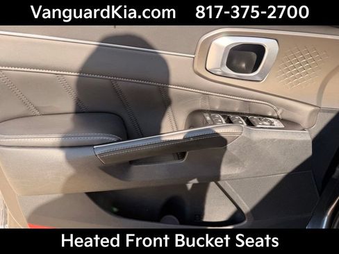 Certified 2023 Kia Sorento SX FWD image 17