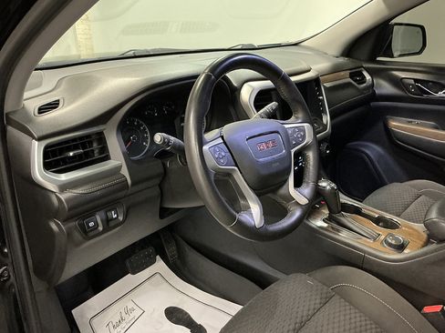 Used 2017 GMC Acadia SLE w/ Driver Alert Package I FWD image 10