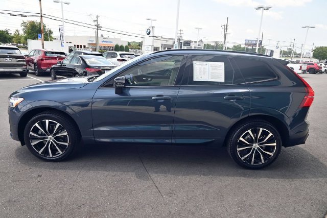 Used 2024 Volvo XC60 B5 Ultimate w/ Protection Package Premier AWD/4WD image 18