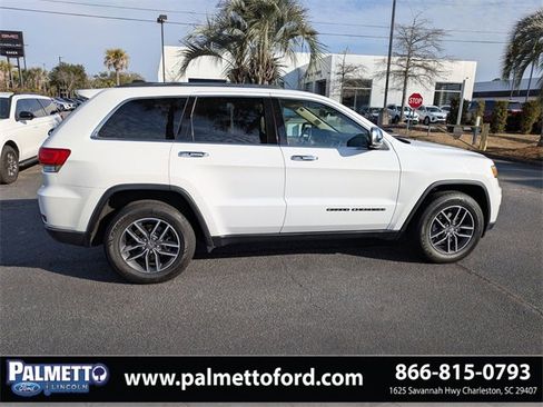 Used 2018 Jeep Grand Cherokee Limited image 3