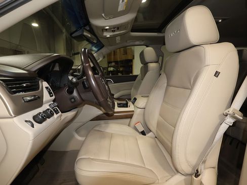 Used 2019 GMC Yukon Denali w/ Open Road Package image 14