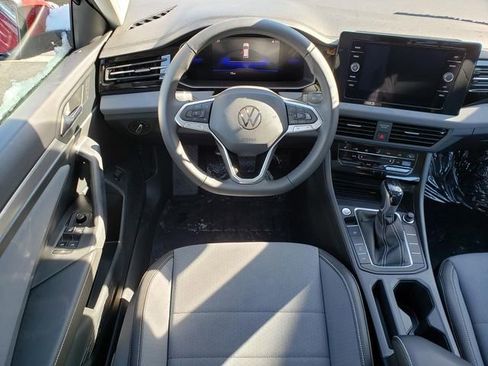 New 2026 Volkswagen Jetta SE image 10