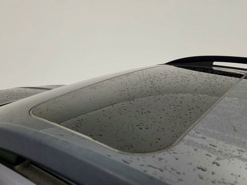 Used 2022 Subaru Crosstrek 2.5i Limited w/ Moonroof Package 2 image 10