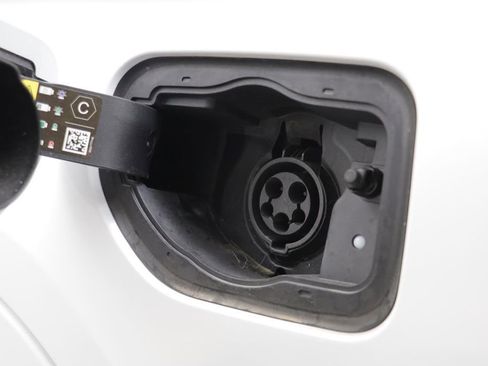 Used 2022 Jeep Grand Cherokee Summit image 4