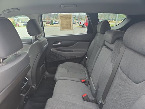 Used 2019 Hyundai Santa Fe SEL image 13