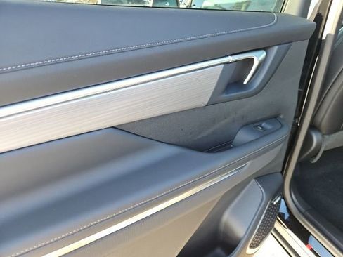 New 2026 Buick Enclave Preferred w/ Power Package image 18