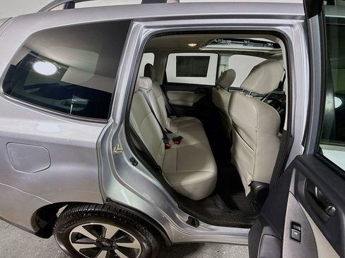 Used 2017 Subaru Forester 2.5i Premium w/ Popular Package #2A AWD/4WD image 24
