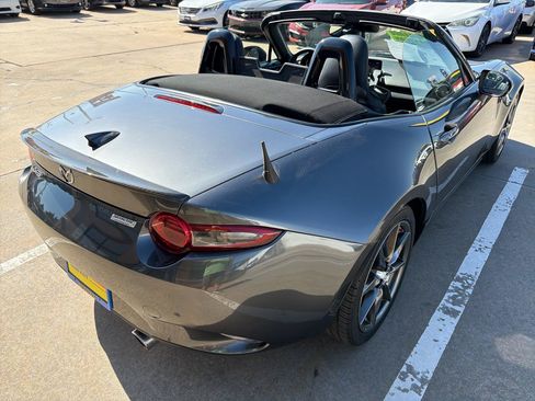 Used 2018 MAZDA MX-5 Miata Grand Touring RWD image 29