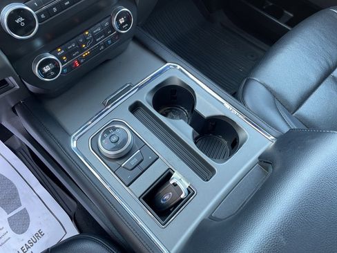 Used 2019 Ford Expedition XLT w/ Equipment Group 202A image 22