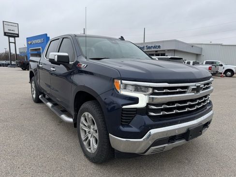 Used 2022 Chevrolet Silverado 1500 LTZ image 1