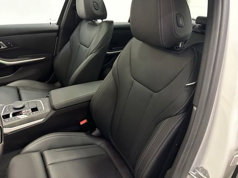 Used 2025 BMW 330i xDrive 330i xDrive w/ Premium Package image 23