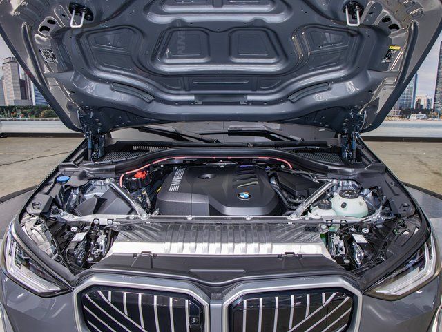 Used 2026 BMW X3 xDrive30i w/ Convenience Package AWD/4WD image 5