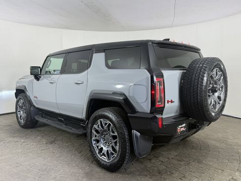 Used 2025 GMC Hummer EV 3X w/ LPO, Sport Package AWD/4WD image 5