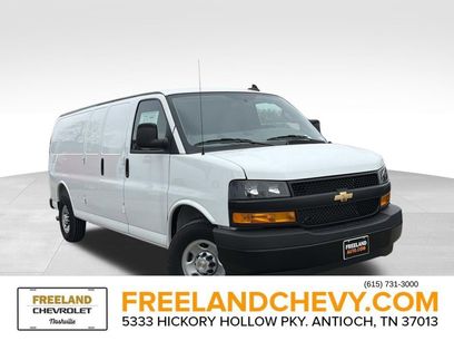 New 2025 Chevrolet Express 2500 Extended w/ Communications Package