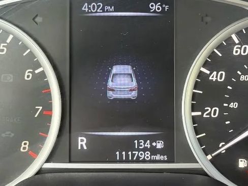 Used 2017 Nissan Sentra SR Turbo w/ Protection Package FWD image 12