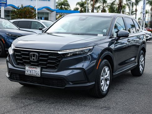 Used 2025 Honda CR-V LX image 3