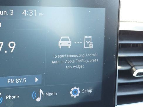 New 2026 Hyundai Venue SEL FWD image 4