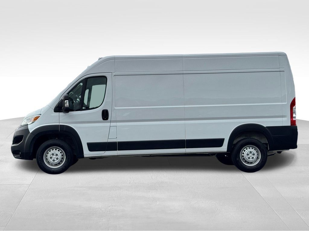 Used 2026 RAM ProMaster 2500 w/ Convenience Group FWD image 4