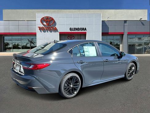 New 2026 Toyota Camry SE FWD image 3