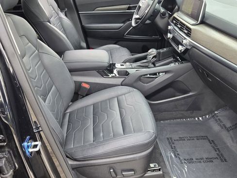 Used 2022 Kia Telluride SX w/ SX Prestige Package image 16