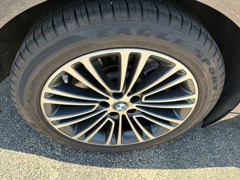 Used 2017 BMW 540i xDrive AWD/4WD image 7