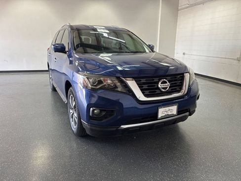 Used 2020 Nissan Pathfinder SL AWD/4WD image 1