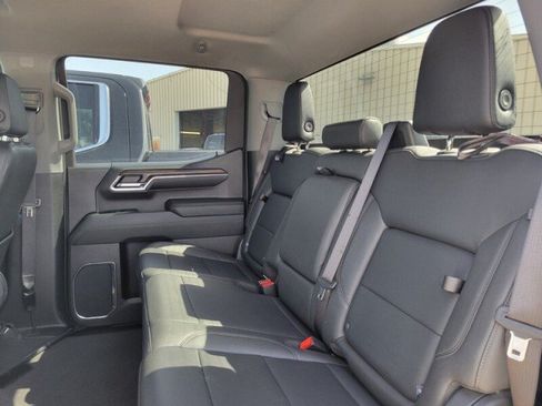 Used 2024 GMC Sierra 1500 SLT RWD image 22