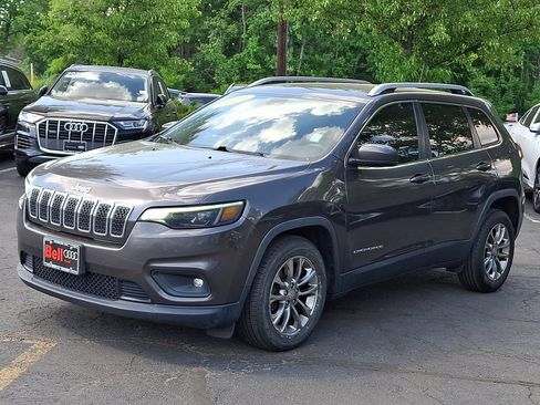 Used 2019 Jeep Cherokee Latitude Plus FWD image 10