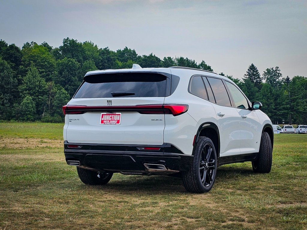 New 2026 Buick Enclave Sport Touring AWD/4WD image 3
