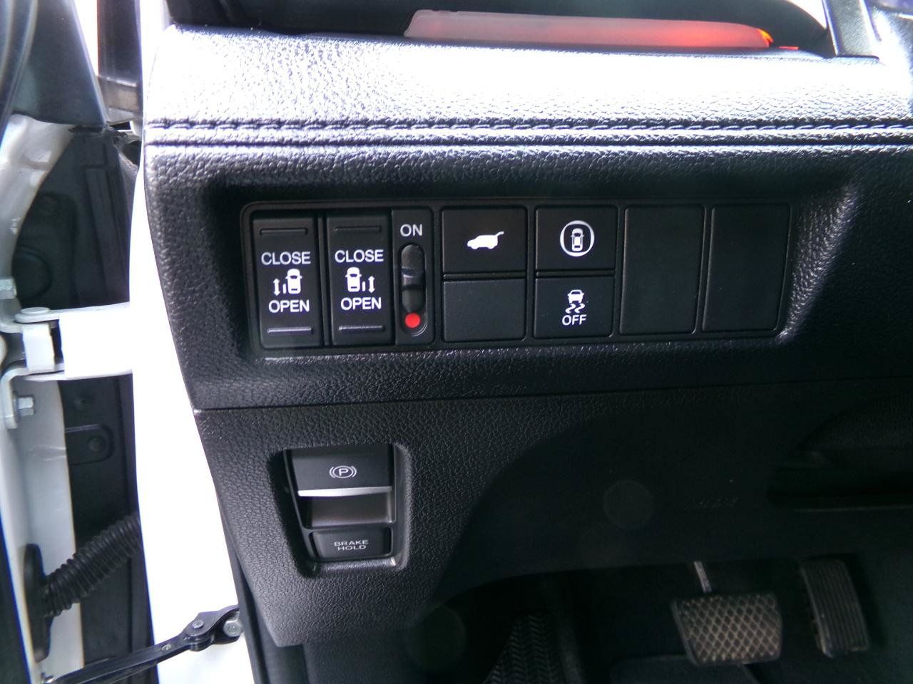 Used 2023 Honda Odyssey Sport image 15