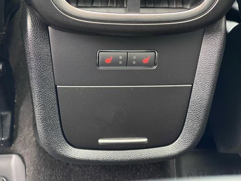 Used 2020 Lincoln Nautilus Reserve w/ Equipment Group 202A image 18